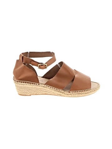 Eric Michael Wedges (view 1)
