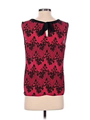 Candie's Sleeveless T-Shirt (view 2)