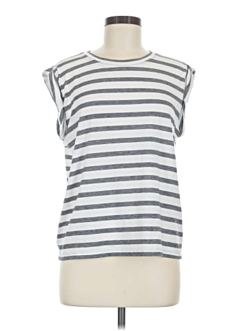 Gap Fit Sleeveless T-Shirt (view 1)