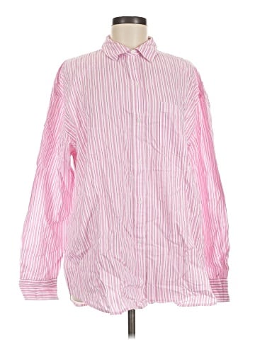 Old Navy Long Sleeve Button-Down Shirt (view 1)