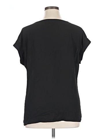Worthington Short Sleeve Top (view 2)