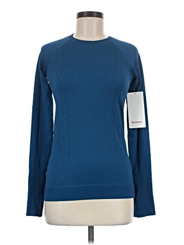 Lululemon Athletica Long Sleeve T-Shirt (view 1)