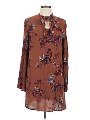Gilli Casual Dress (view 1)