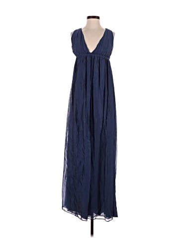 Alice + Olivia Casual Dress (view 1)