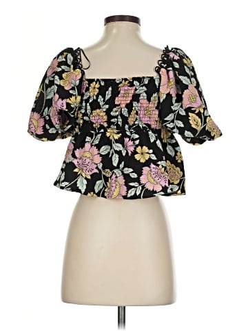 Blu Pepper Short Sleeve Blouse (view 2)