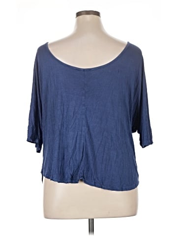 Raya Sun 3/4 Sleeve Top (view 2)