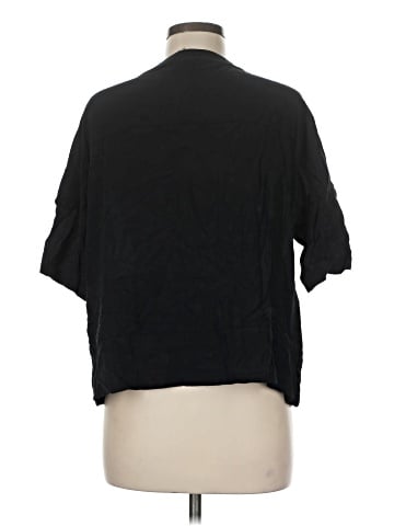 Bench Short Sleeve Top (view 2)