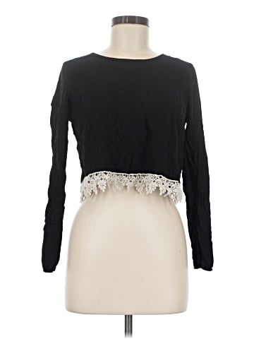 Forever 21 Long Sleeve T-Shirt (view 1)