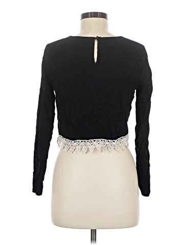 Forever 21 Long Sleeve T-Shirt (view 2)