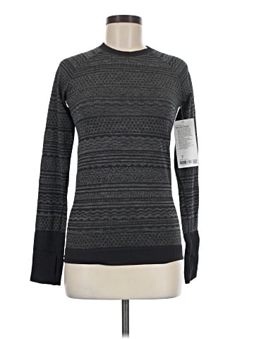 Lululemon Athletica Long Sleeve T-Shirt (view 1)