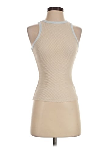 Lioness Sleeveless T-Shirt (view 1)