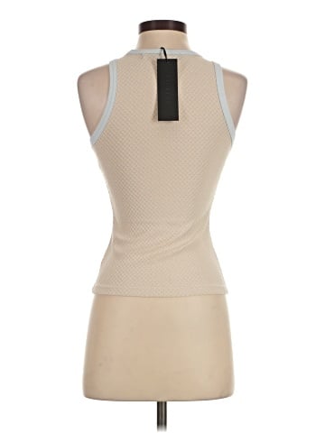 Lioness Sleeveless T-Shirt (view 2)