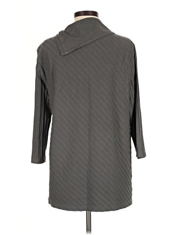 Focus 3/4 Sleeve Top (view 2)