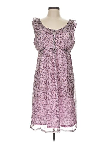 Kristin Davis Casual Dress (view 1)