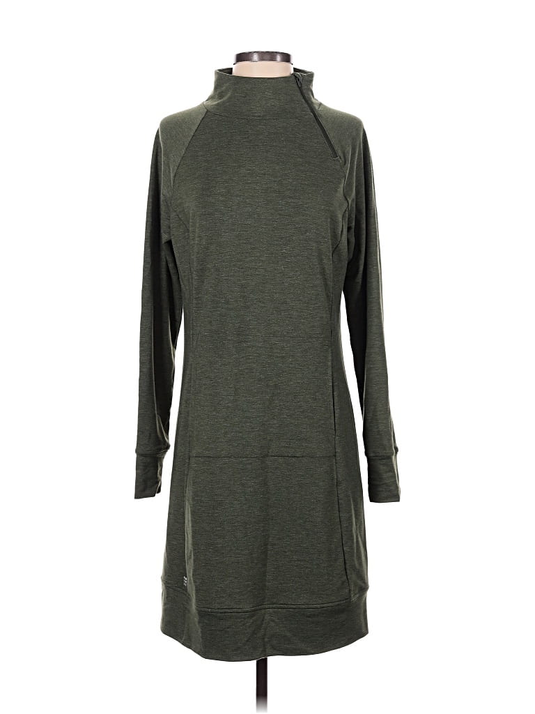 Pre-owned Title Nine Casual Dress In Green