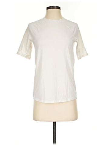 Lole Short Sleeve T-Shirt (view 1)