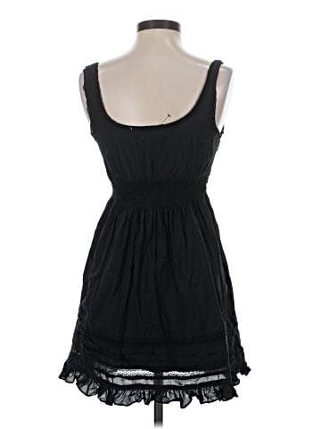 Urban Outfitters Casual Dress (view 2)