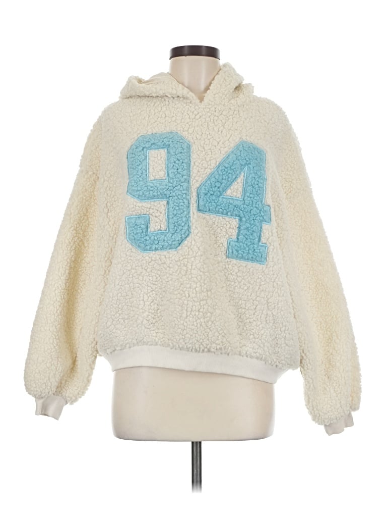 No Boundaries Pullover Sweater In Neutral