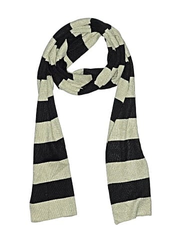 Lioness Scarf (view 1)