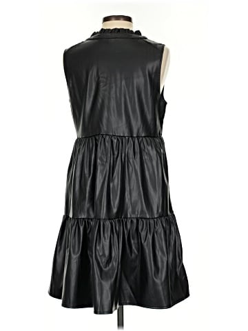 Skies Are Blue Casual Dress (view 2)