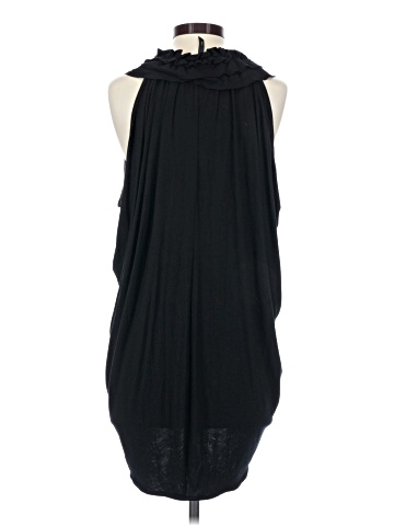 Bellatrix Sleeveless Button-Down Shirt (view 2)