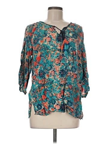 Tolani 3/4 Sleeve T-Shirt (view 1)