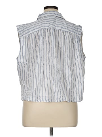 Levi's Sleeveless Button-Down Shirt (view 2)