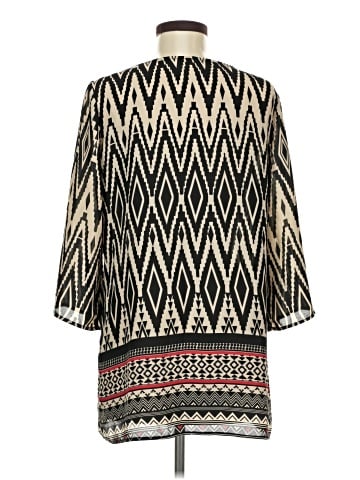 Tacera 3/4 Sleeve Blouse (view 2)