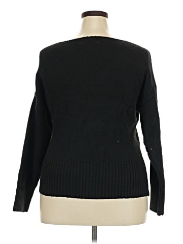 No Boundaries Pullover Sweater (view 2)