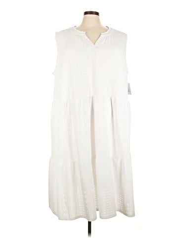 Croft & Barrow Casual Dress (view 1)