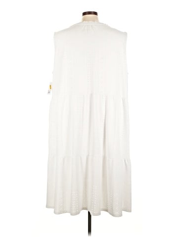 Croft & Barrow Casual Dress (view 2)