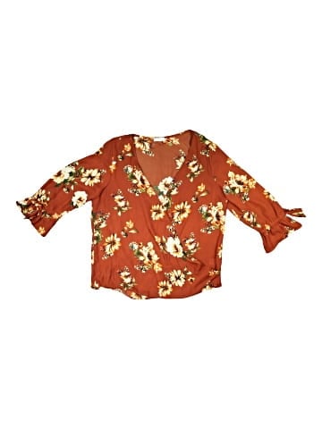Charming Charlie 3/4 Sleeve Blouse (view 2)