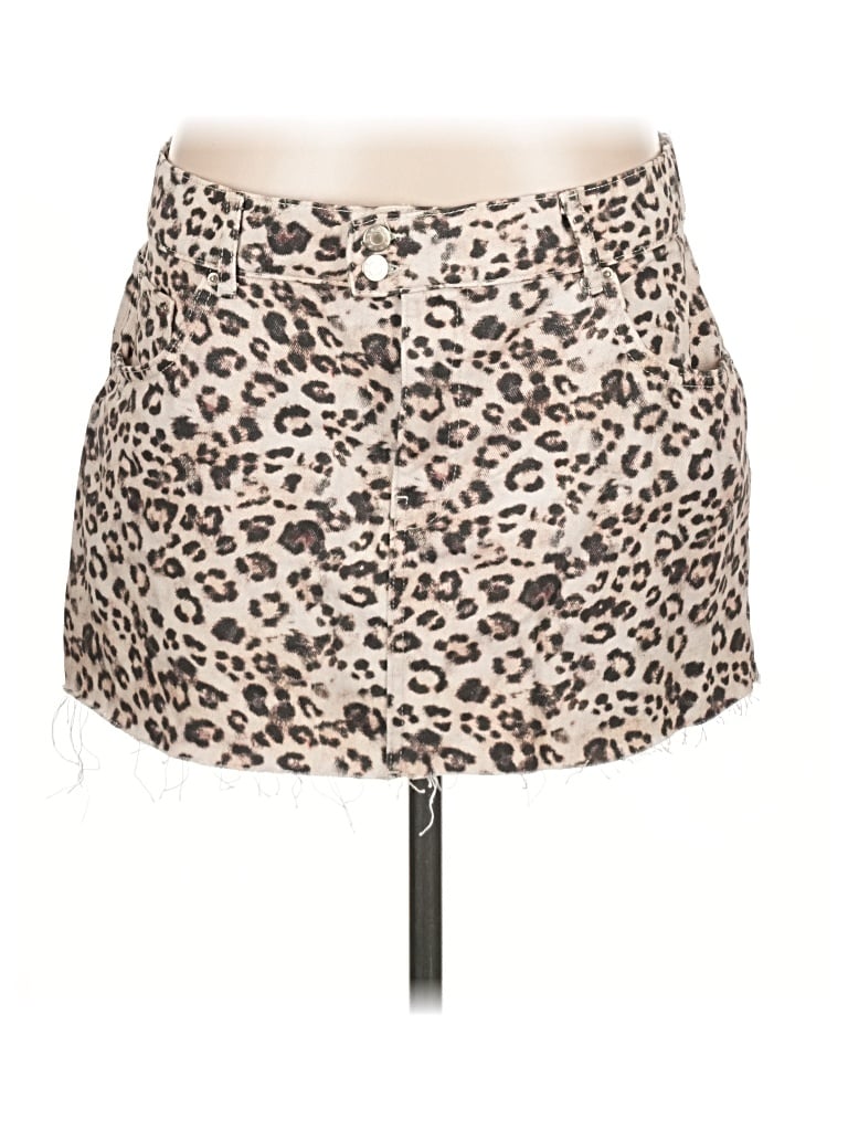Pre-owned Pull & Bear Casual Skirt In Tan
