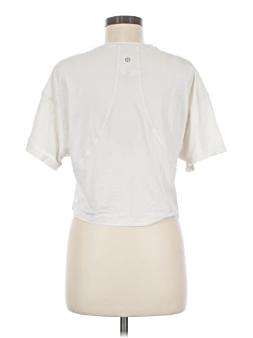 Lululemon Athletica Short Sleeve T-Shirt (view 2)