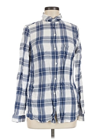 Old Navy Long Sleeve Button-Down Shirt (view 1)