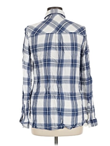 Old Navy Long Sleeve Button-Down Shirt (view 2)
