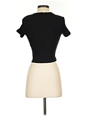 Uniqlo Short Sleeve Turtleneck (view 2)