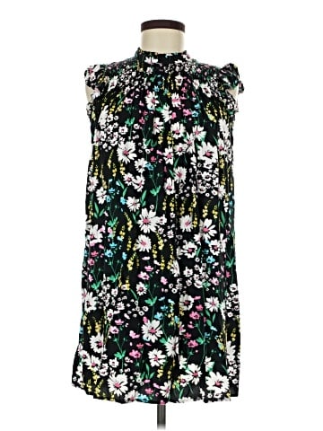 Crown & Ivy Casual Dress (view 1)