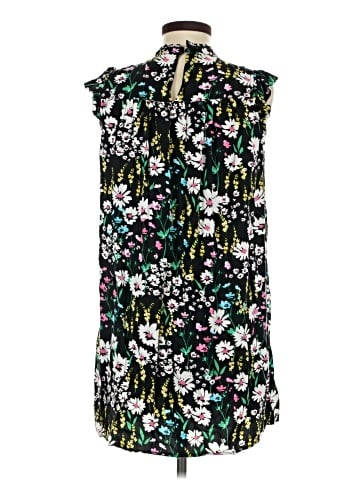 Crown & Ivy Casual Dress (view 2)