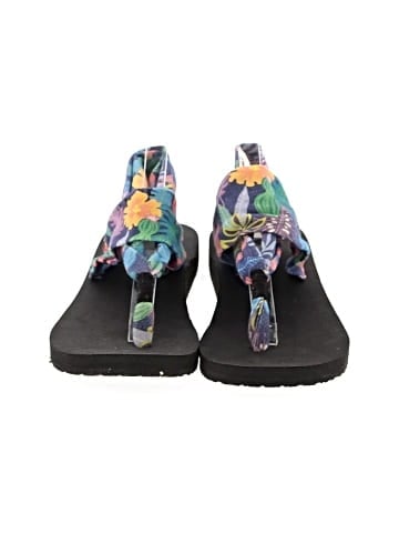 Sanuk Sandals (view 2)
