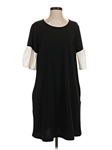 Agnes & Dora Casual Dress (view 1)