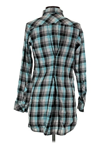 Columbia Long Sleeve Button-Down Shirt (view 2)