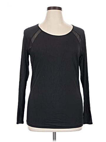 Lululemon Athletica Long Sleeve T-Shirt (view 1)