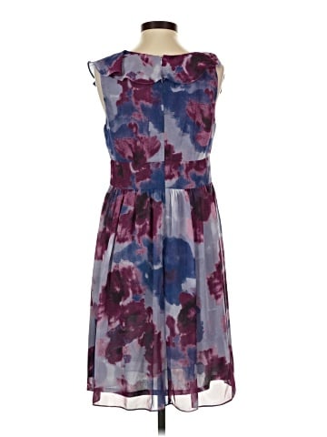 Ann Taylor LOFT Outlet Cocktail Dress (view 2)
