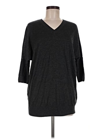 Neiman Marcus Cashmere Pullover Sweater (view 1)