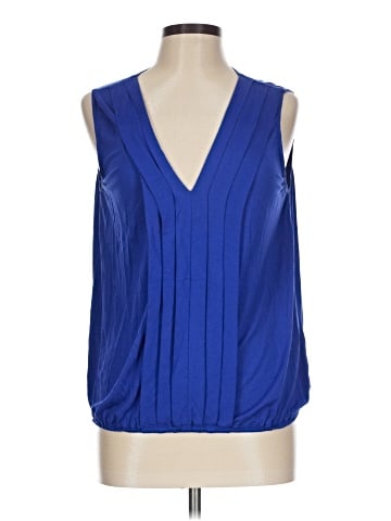 Max Studio Sleeveless T-Shirt (view 1)