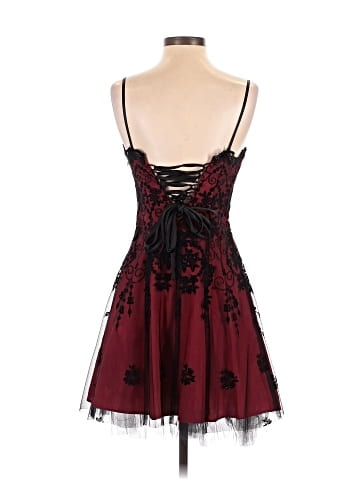 Blondie Nites Cocktail Dress (view 2)
