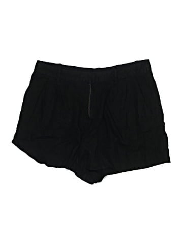 Gap Shorts (view 1)