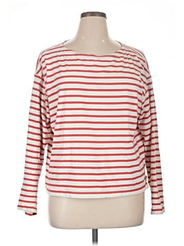 Old Navy 3/4 Sleeve T-Shirt (view 1)