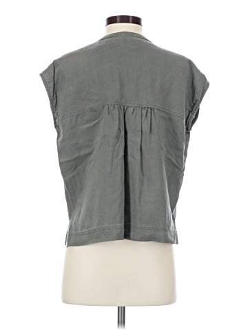 Splendid Sleeveless Button-Down Shirt (view 2)